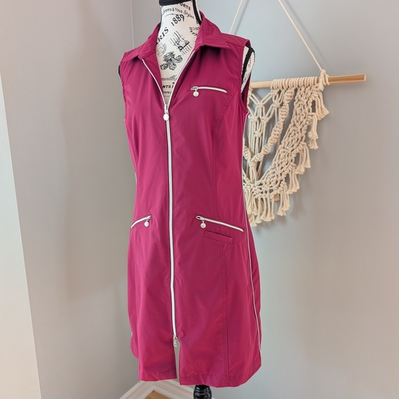 Daily Sports Fuchsia Zip-Front Mini Dress Golf Athletic Medium PGA Casual Sporty - Picture 4 of 13